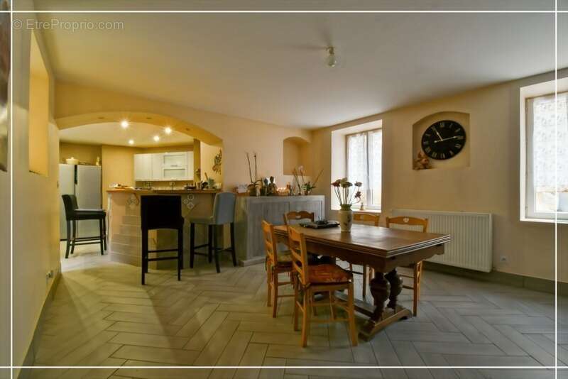 Maison à CHATEAUMEILLANT