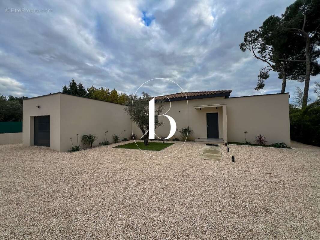 Maison à BAGNOLS-SUR-CEZE