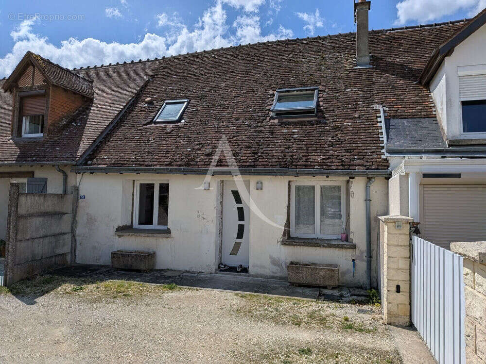 Maison à ONZAIN