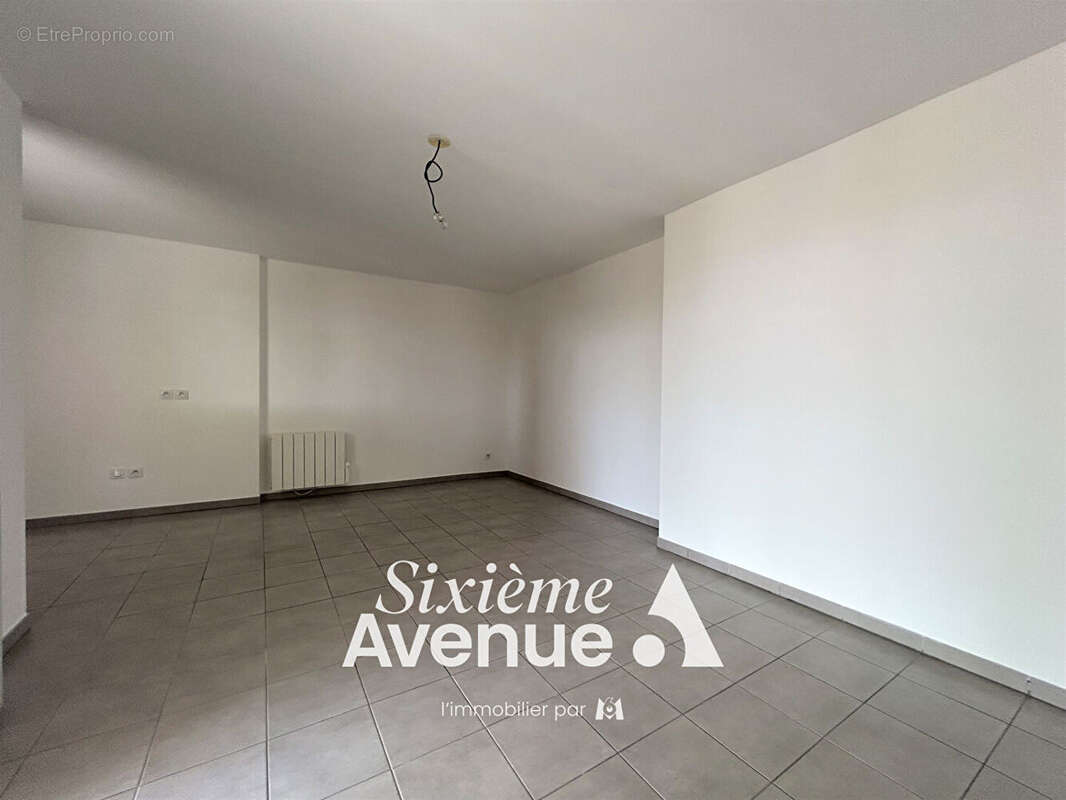 Appartement à VAULX-EN-VELIN