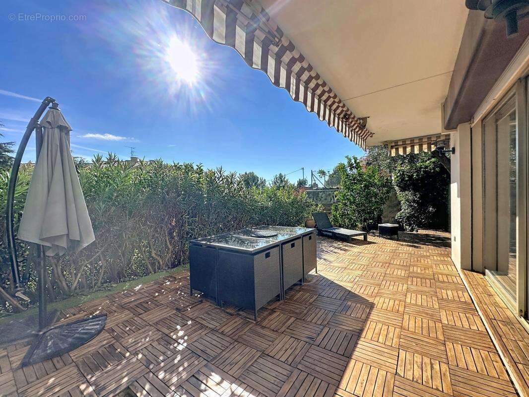 Appartement à CANNES