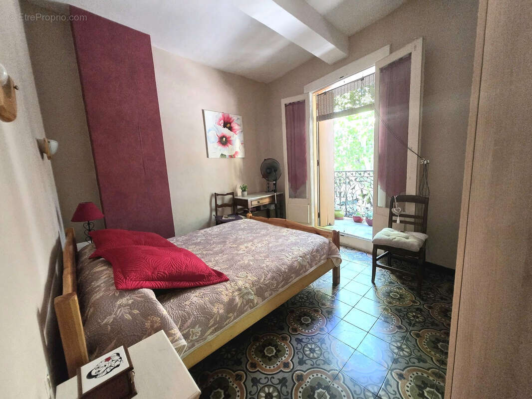 Maison centre village - photo 7