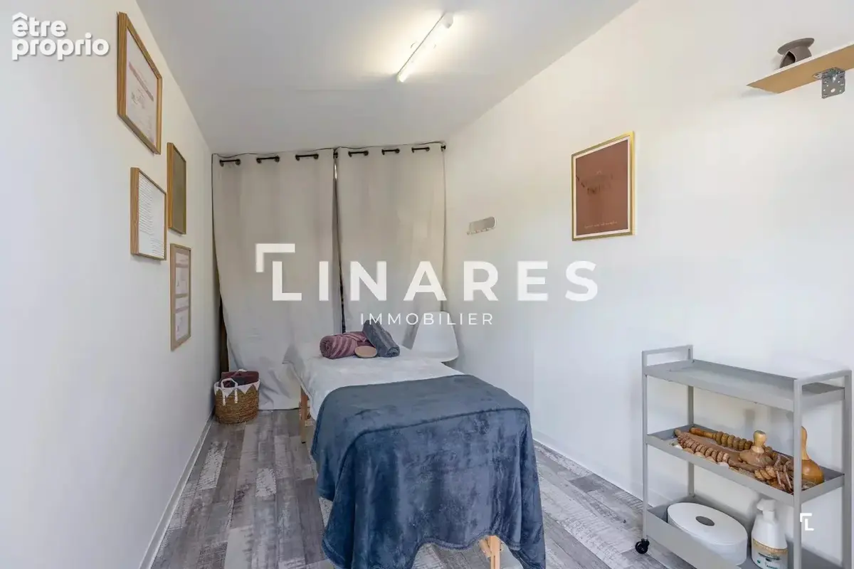 DOUBLE PERSPECTIVE -  Villa T4 de 117 m² + maison de ville T3 de 56 m² – deux places de parking – Jardin – Piscine – 13010 - photo 15