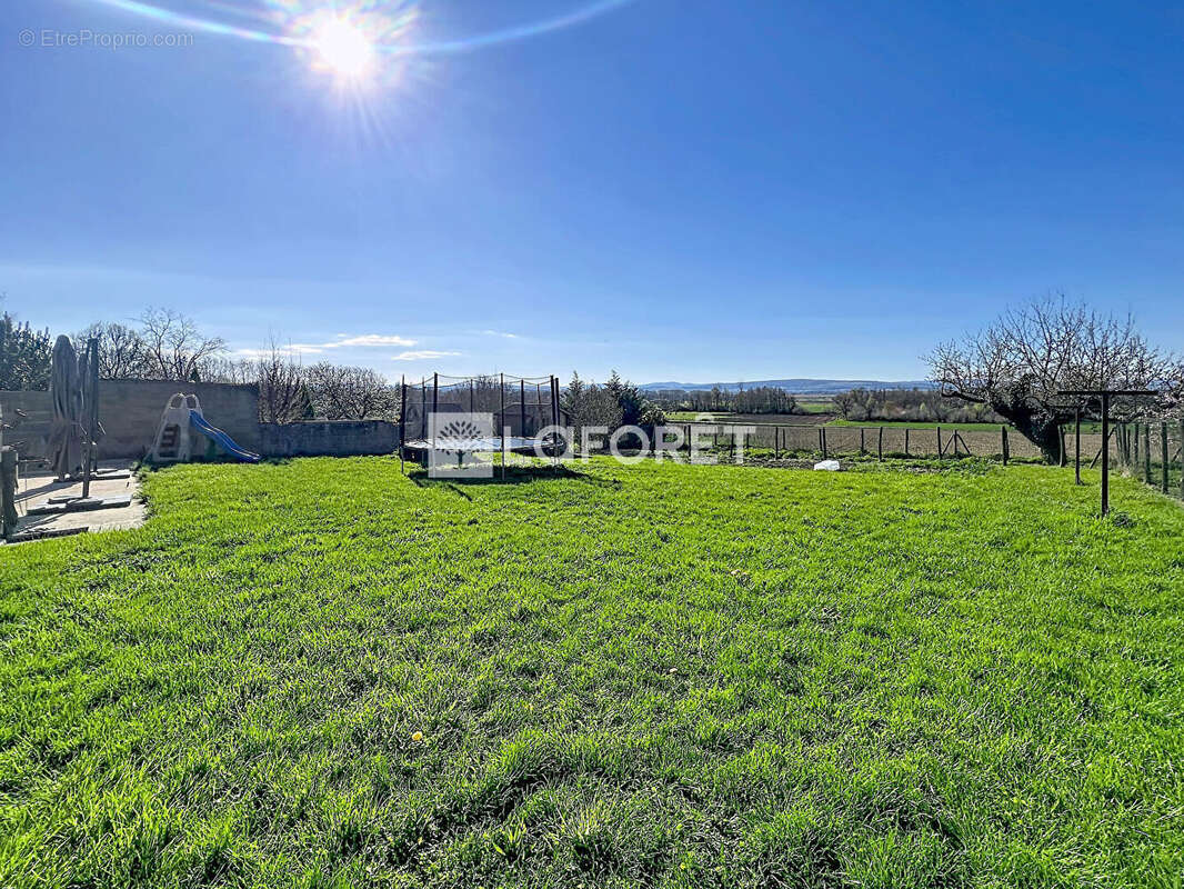 Maison à SAINT-BENIGNE