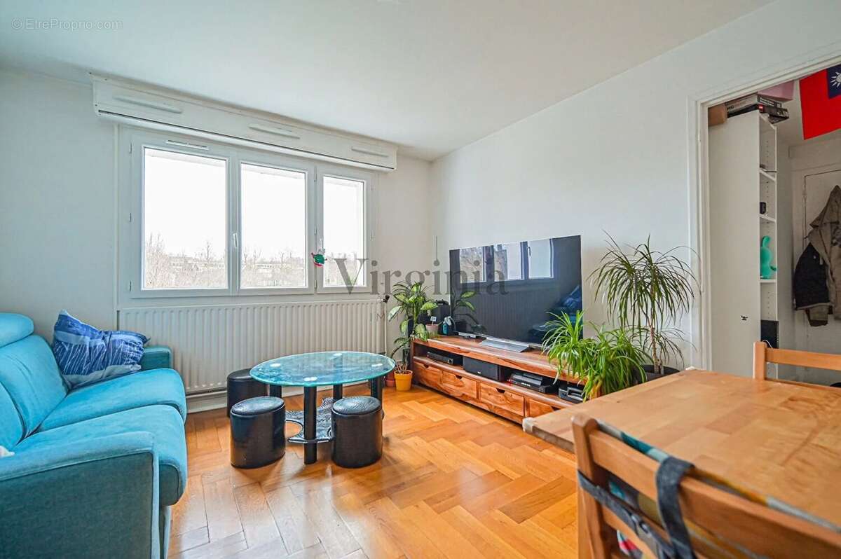 Appartement à MAISONS-ALFORT