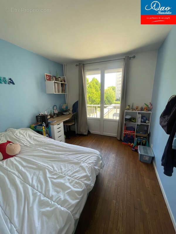 Saint André les Vergers - Appartement 3 chambres avec terrasse et garage - photo 12