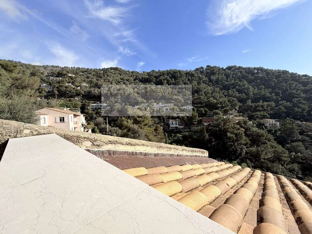 Appartement à ROQUEBRUNE-CAP-MARTIN