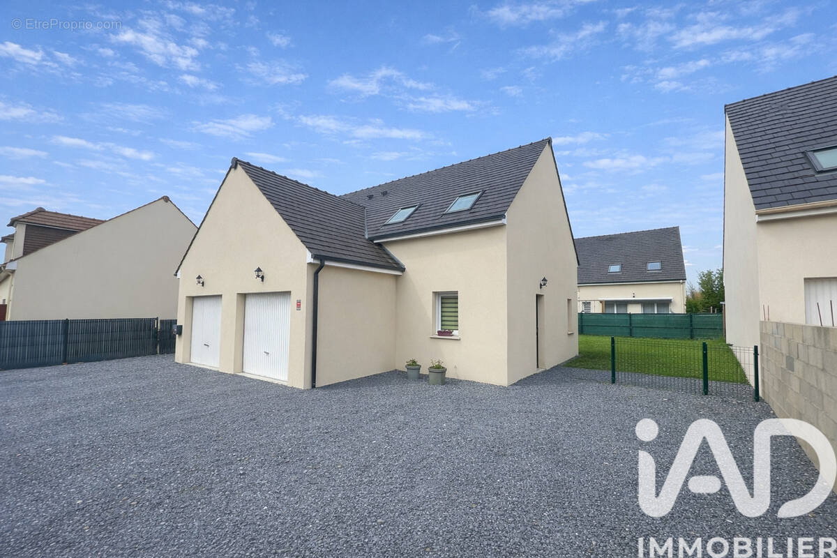 Photo 1 - Maison à NEUILLY-EN-THELLE