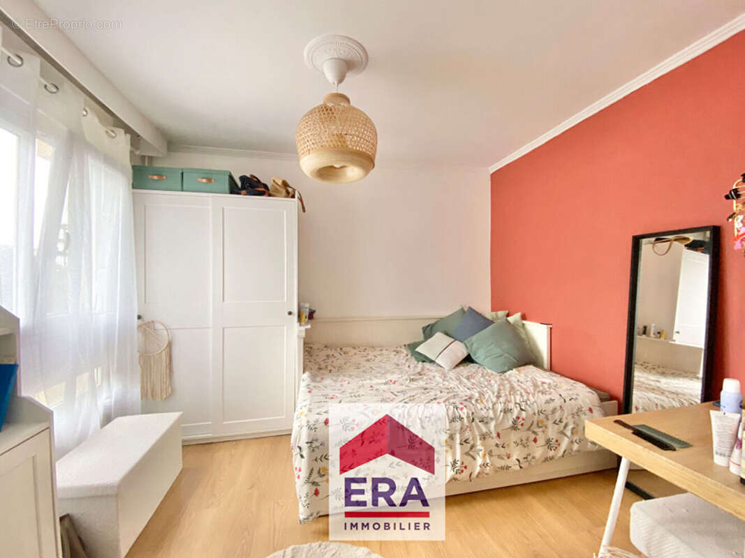 Appartement à HOUILLES