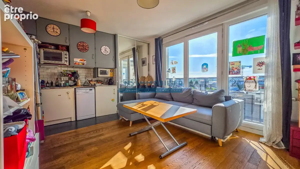 Appartement à SARTROUVILLE