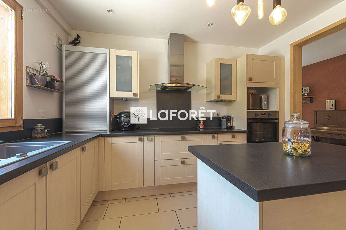 Maison à MONCLAR-DE-QUERCY