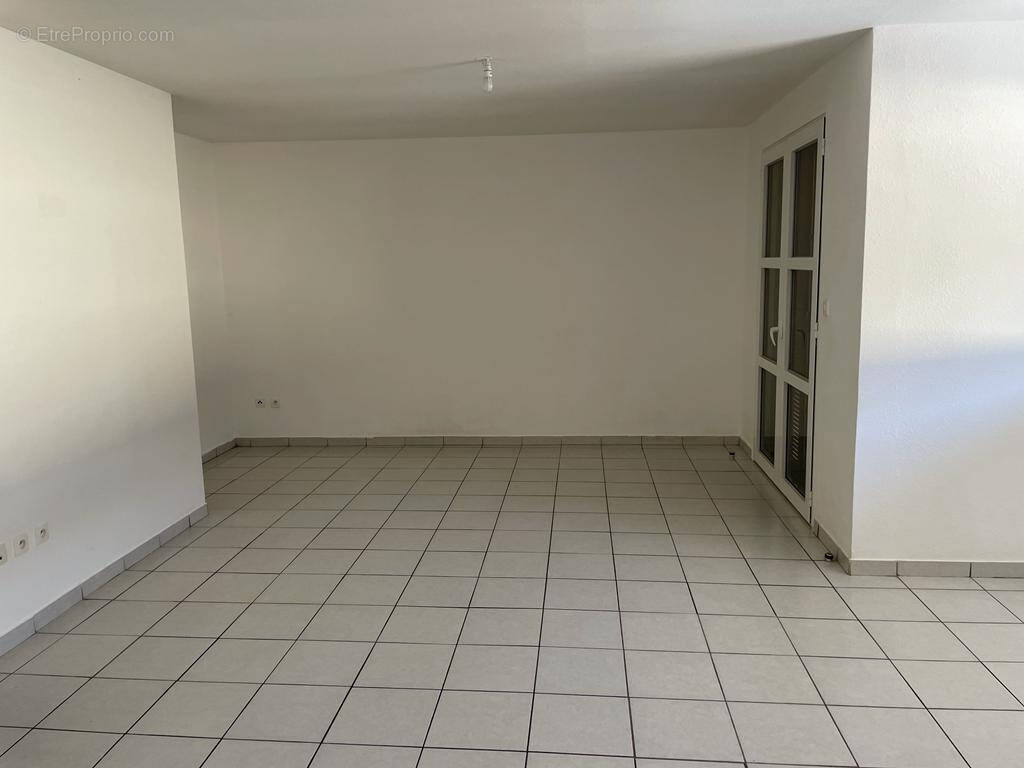 Appartement à KOUROU