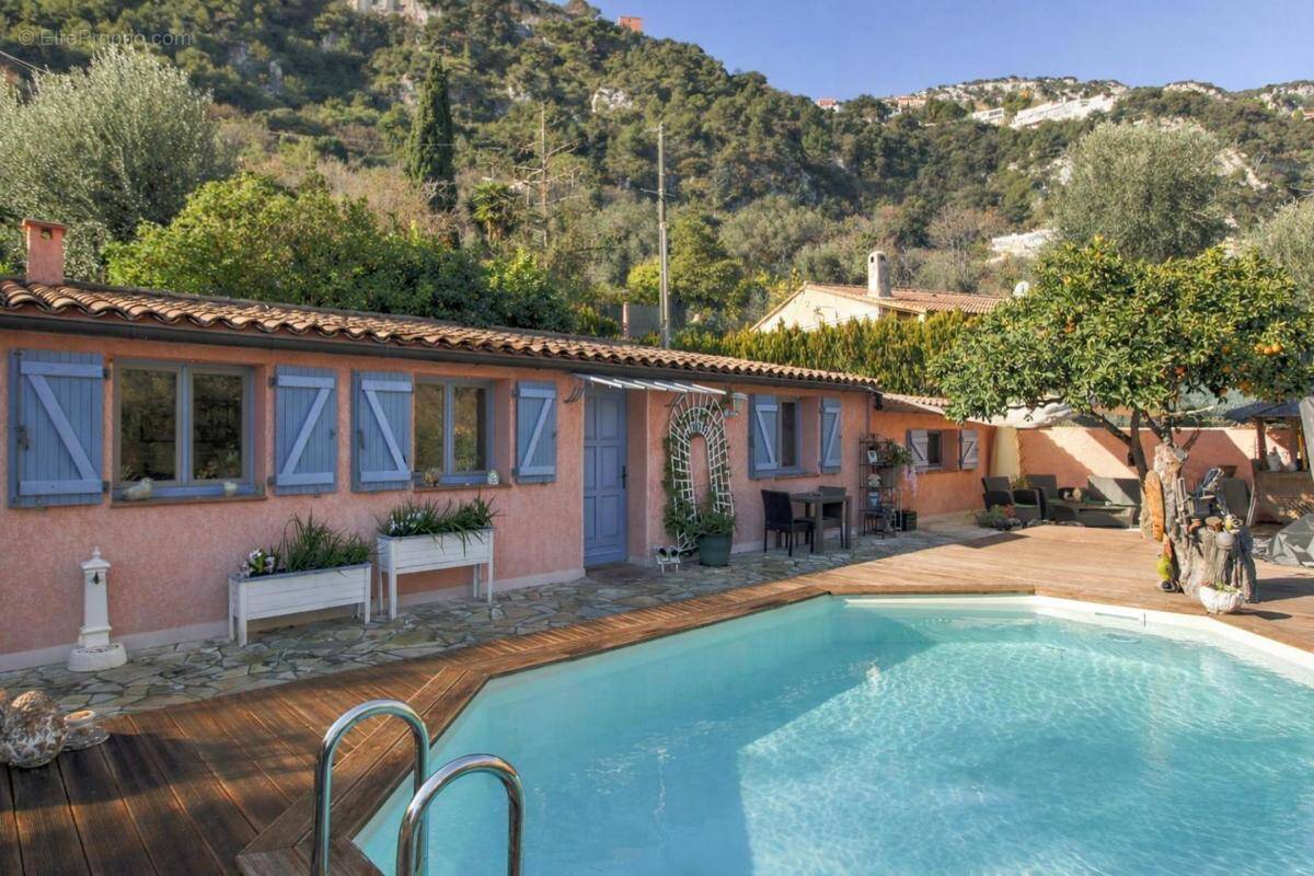 Maison à LA TURBIE
