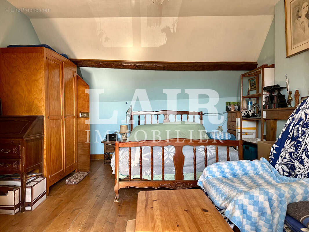 Maison à MOULINS-LA-MARCHE