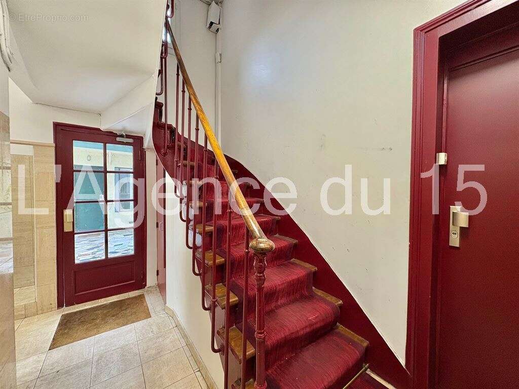Appartement à PARIS-15E
