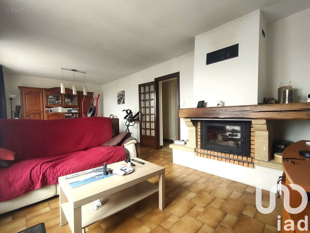 Maison 118 m² à Courgenay  - photo 3