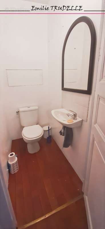 Maison à LA CHARTRE-SUR-LE-LOIR