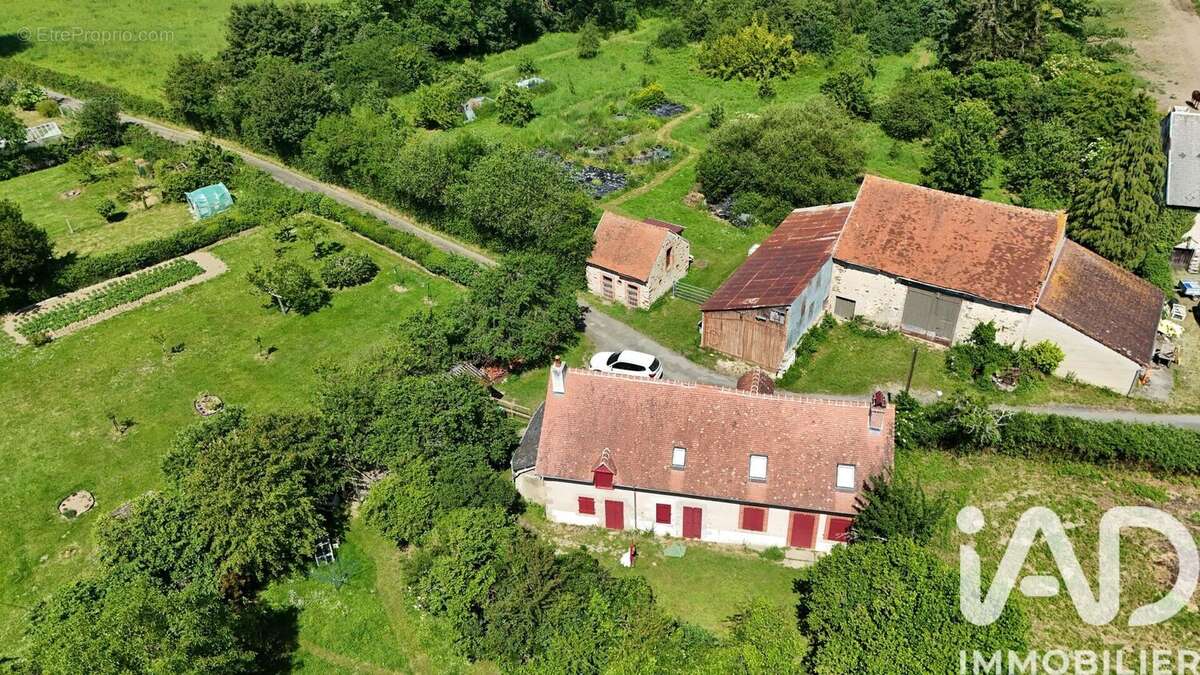 Photo 2 - Maison à LEYRAT