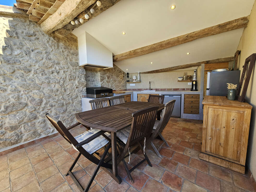 Maison à PLAN-DE-LA-TOUR