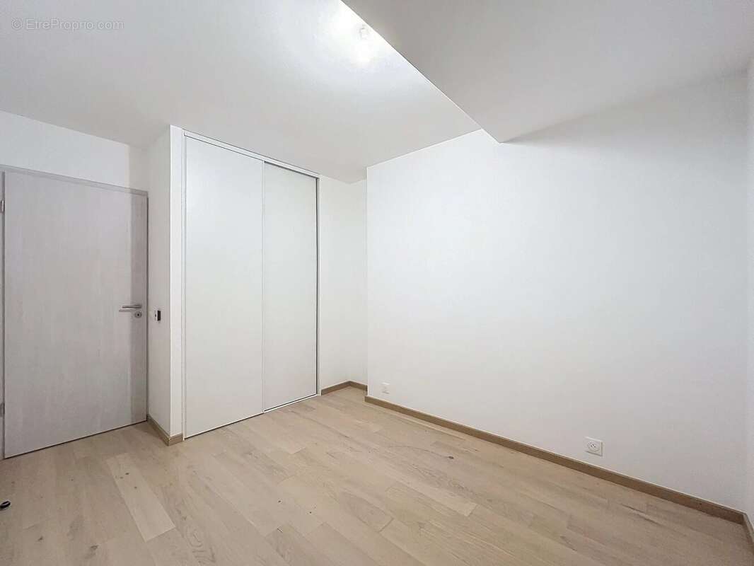 Appartement à EVIAN-LES-BAINS