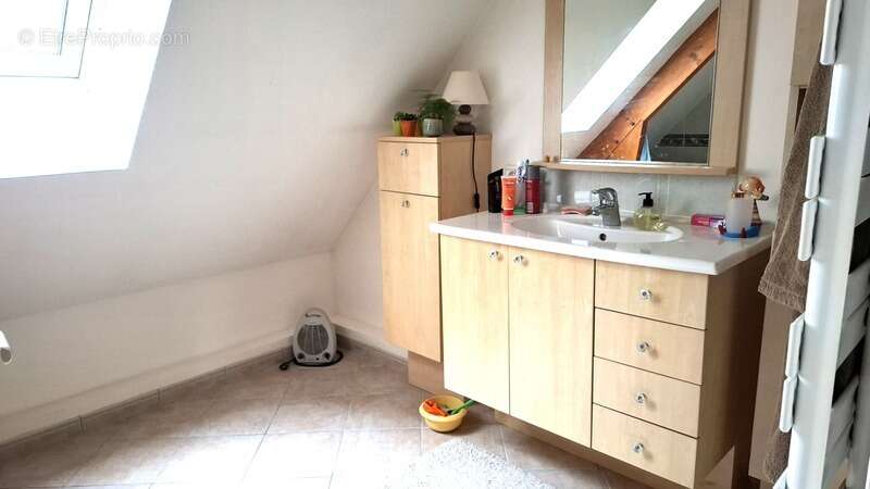 Maison à FEUCHEROLLES