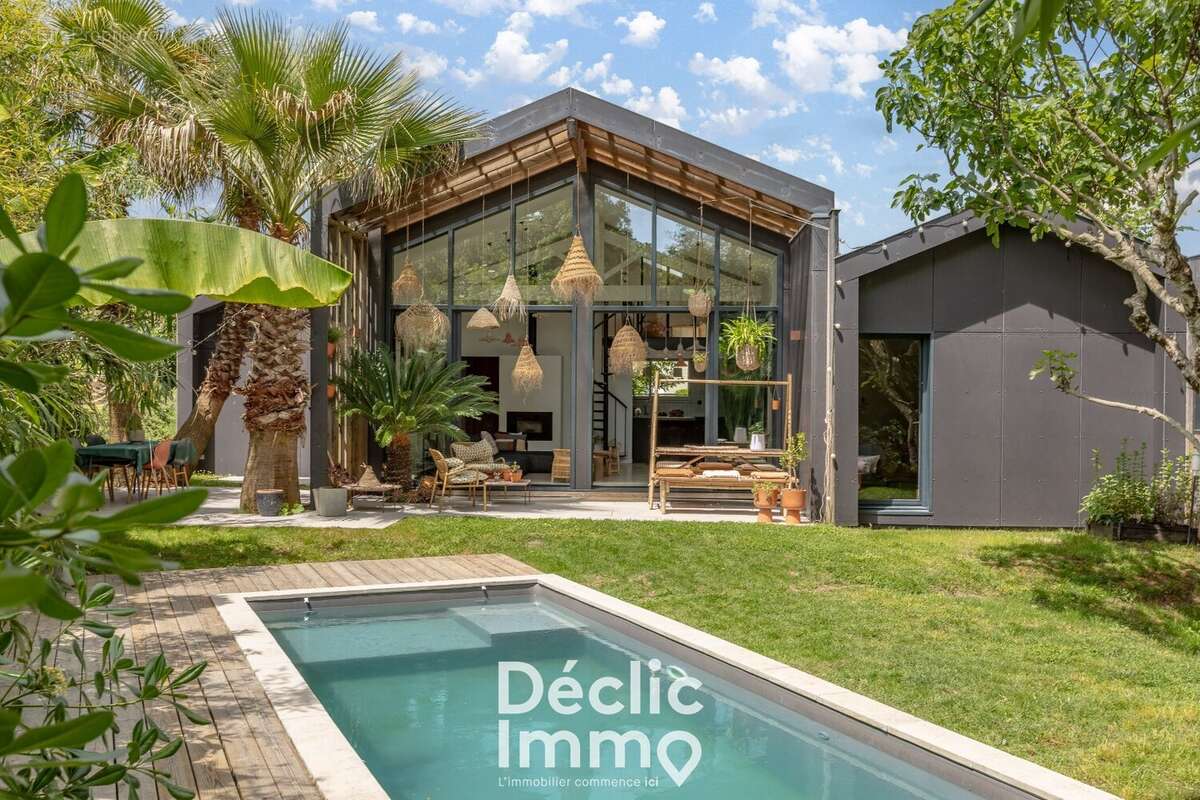 Maison à CARIGNAN-DE-BORDEAUX