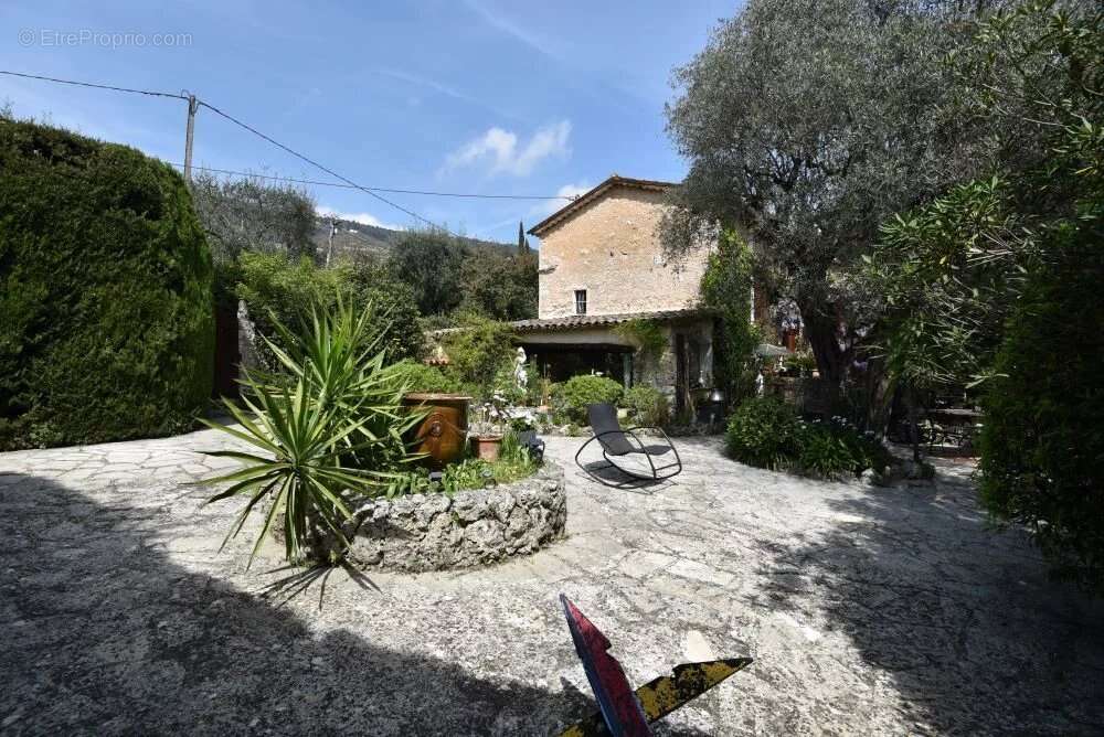 Maison à PEYMEINADE