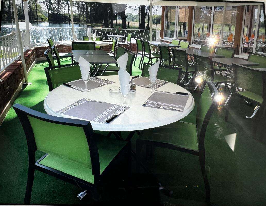 Commerce à ESCAUTPONT