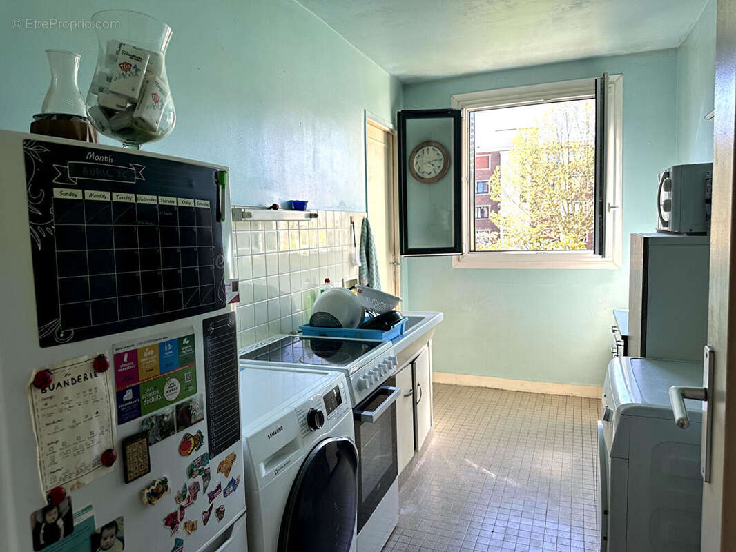 Appartement à L'HAY-LES-ROSES