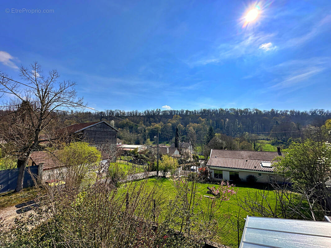 Maison à BOURGOIN-JALLIEU