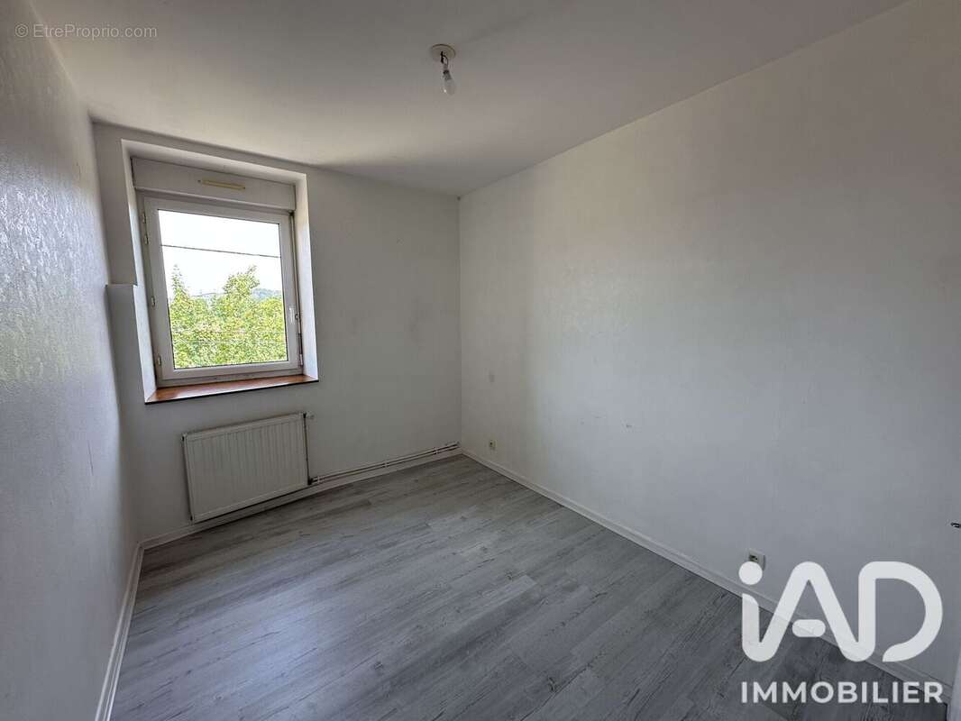 Maison 99 m² à Cahors  - photo 7