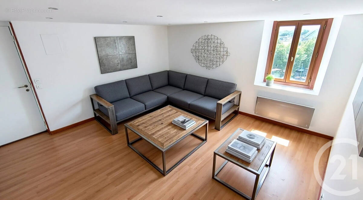 Appartement à BRIE-COMTE-ROBERT
