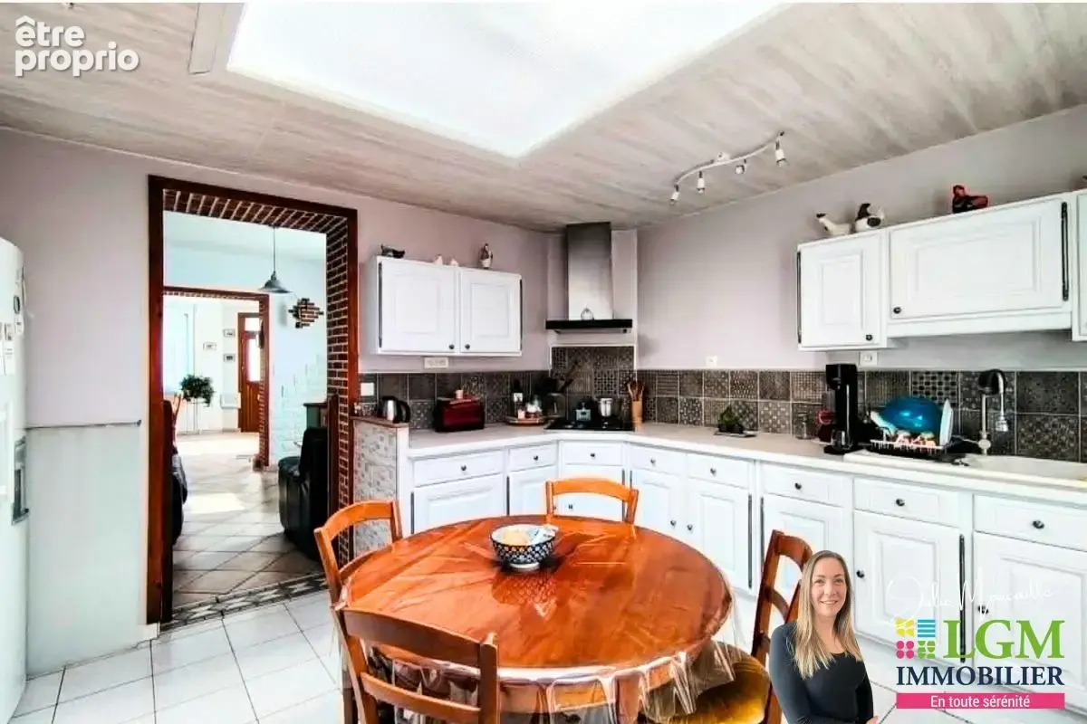  Maison semi-individuelle de 165 m² – De beaux volumes pour toute la famille ! - photo 6