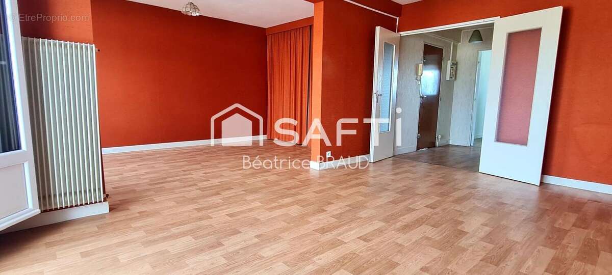 Photo 5 - Appartement à SAINT-JUNIEN