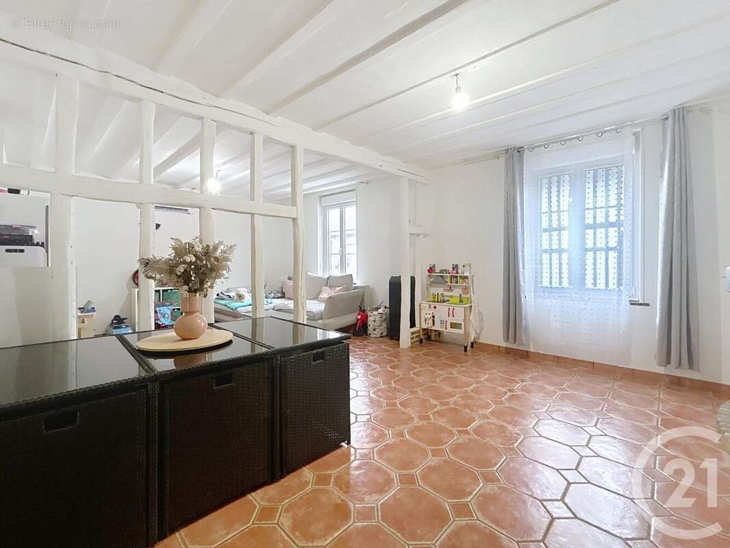 Maison à SAINT-AMAND-SUR-FION