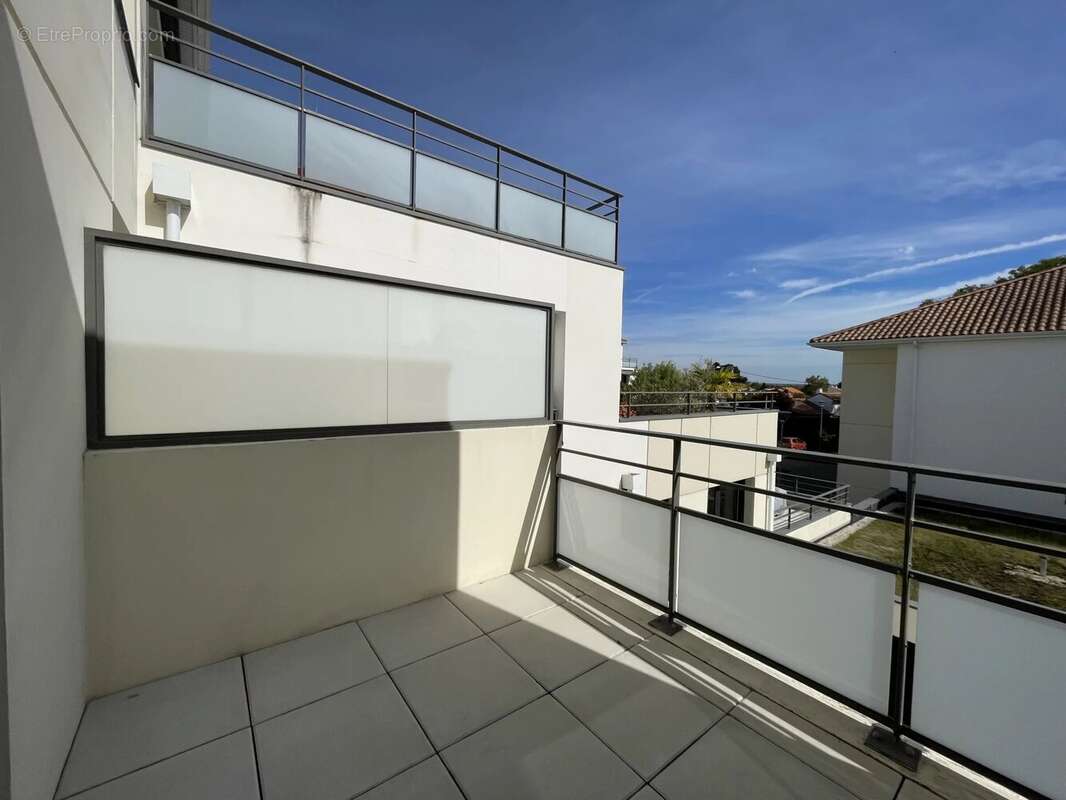 Appartement T2 – 1 chambre – Balcon & parking – Basse-Goulaine centre - photo 2