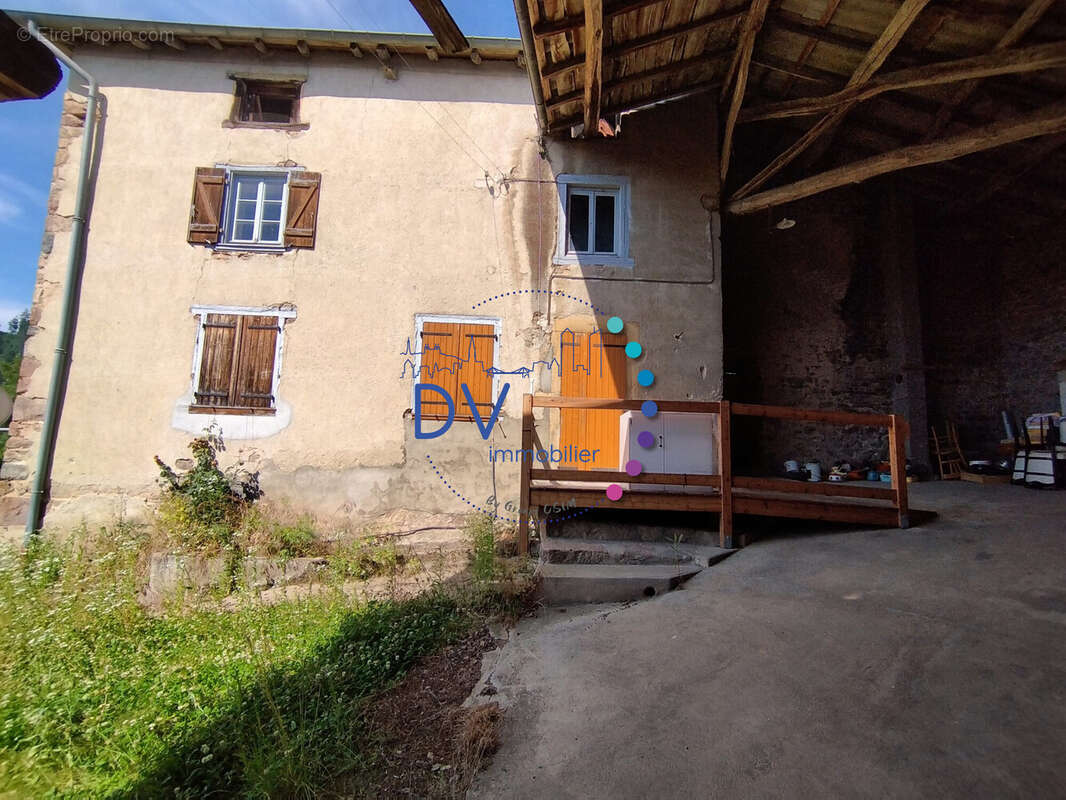 Maison à SAINT-NIZIER-D'AZERGUES