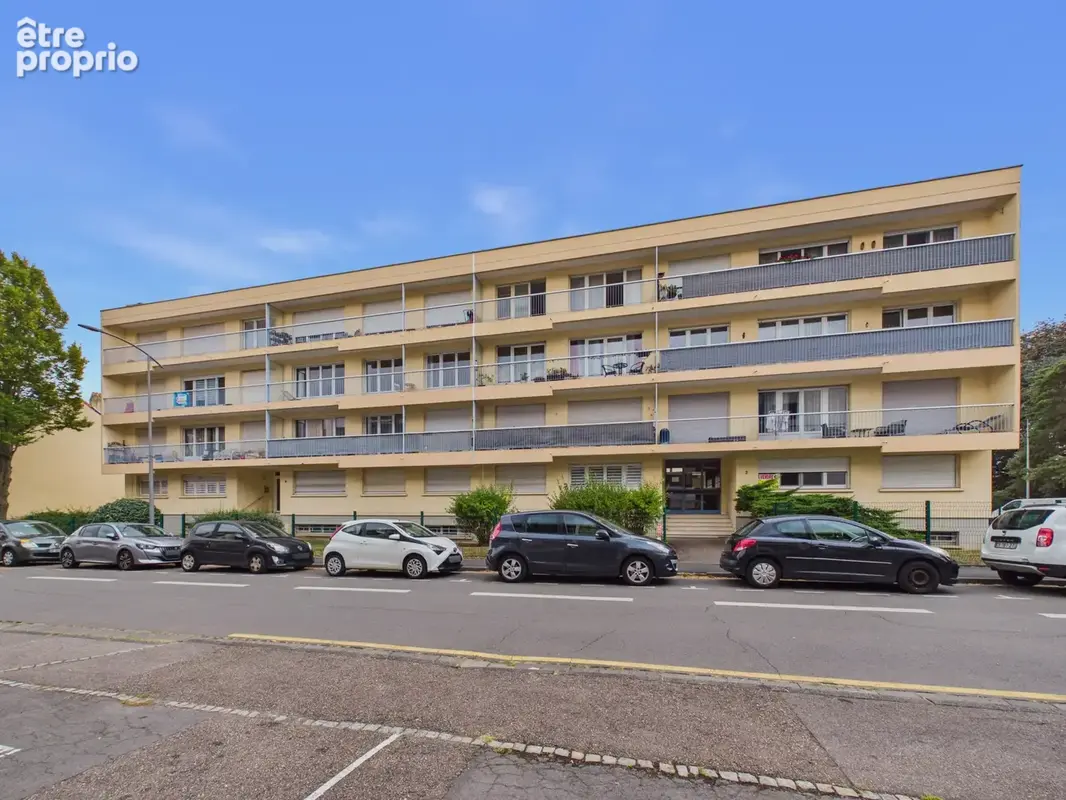 Montigny-lès-metz   spacieux t4 de 94 m2 avec balcon, garage et parking privatif - photo 1