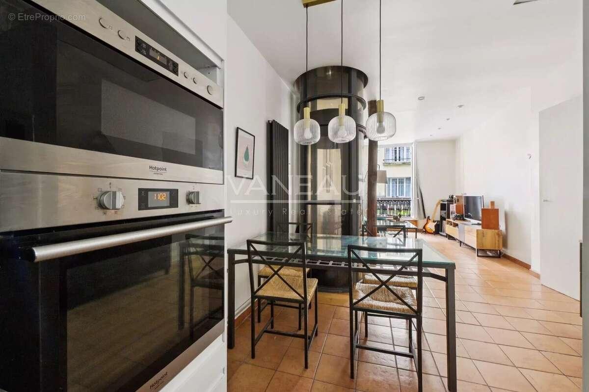 Appartement à PARIS-9E