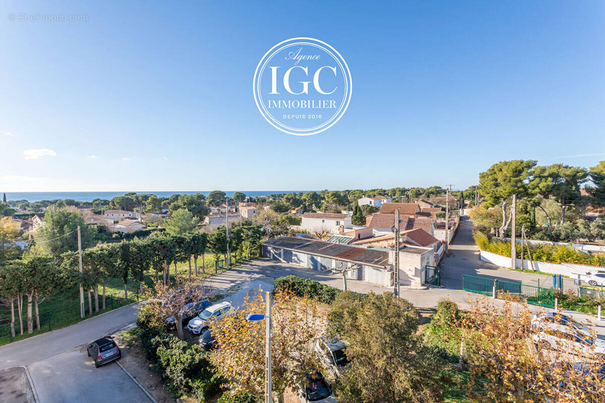 Appartement à CARRY-LE-ROUET