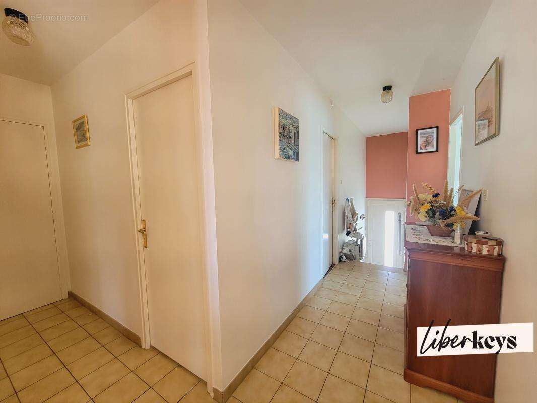 Maison à BRUGUIERES