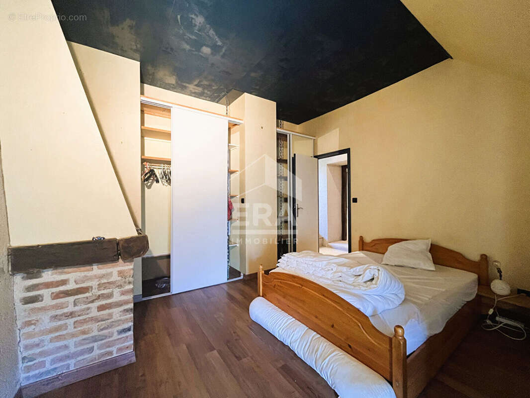 Maison à VILLEBAROU