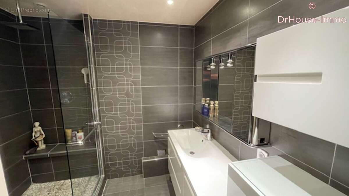 Appartement à LE RAINCY