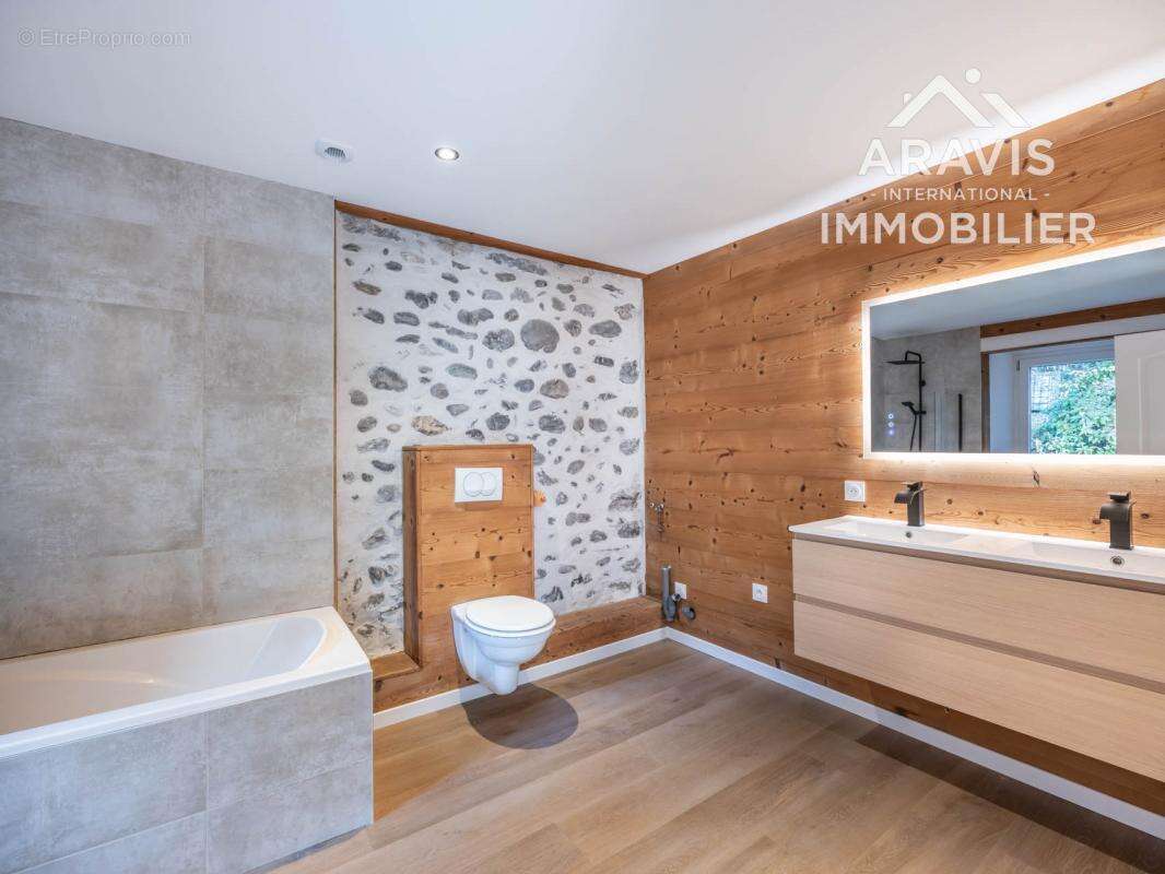 Appartement à ALBERTVILLE