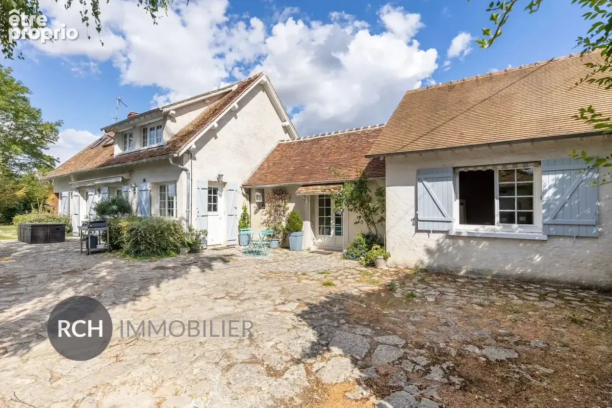 Boutigny-Prouais - Ravissante maison ancienne avec piscine chauffée et dépendances - photo 2