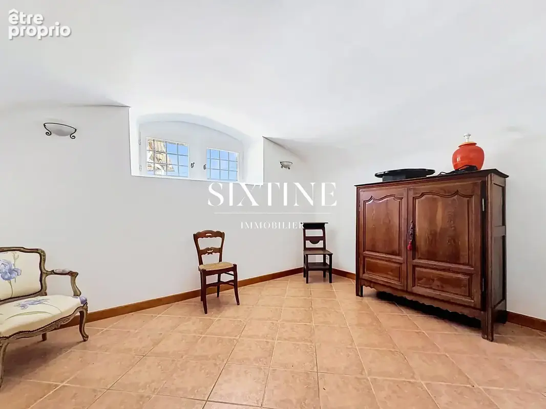 Maison 7 pièces 260 m² à vendre à Bourgoin-Jallieu (38300) - photo 8