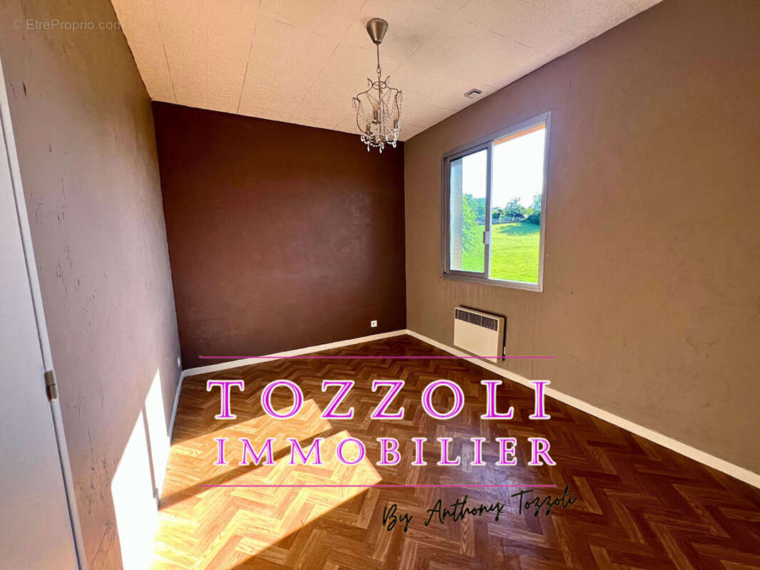 Appartement à SAINT-PIERRE-DE-CHANDIEU