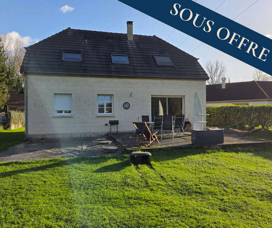 Maison à GEZAINCOURT