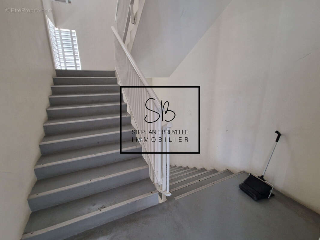 Commerce à FORT-DE-FRANCE