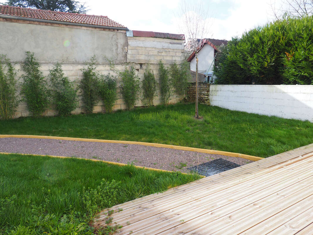 Sainte savine : maison t5 renovee, proche gare - photo 13